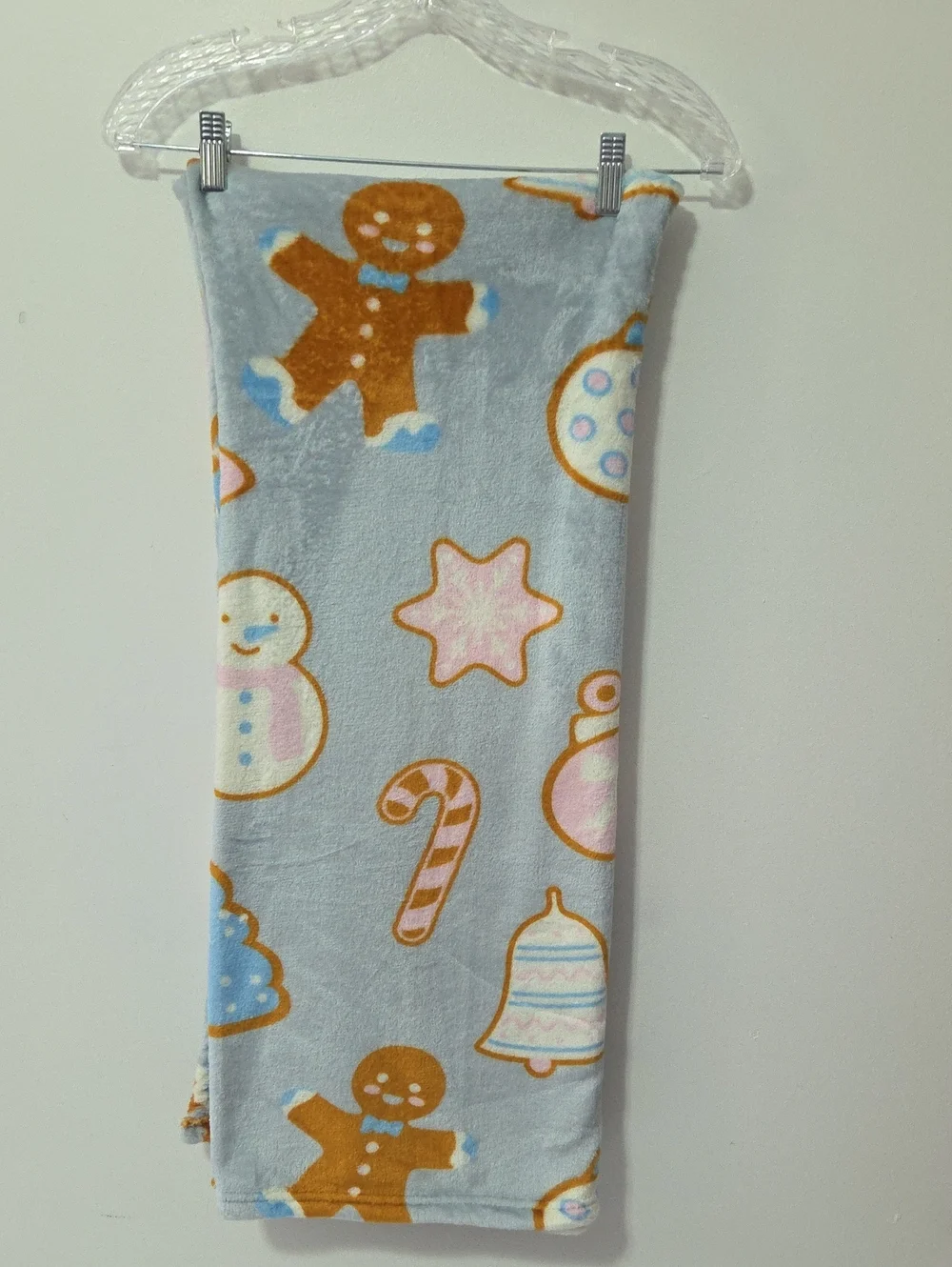 ❤️❤️Source Unknown Light Blue Holiday Gingerbread Fleece Throw